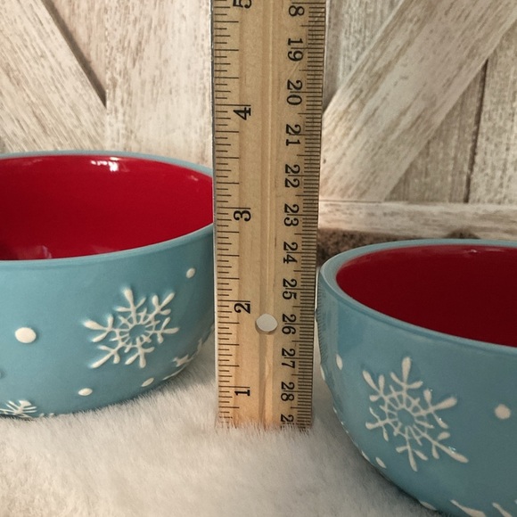 Hallmark Snowflake Bowls - Picture 4 of 9